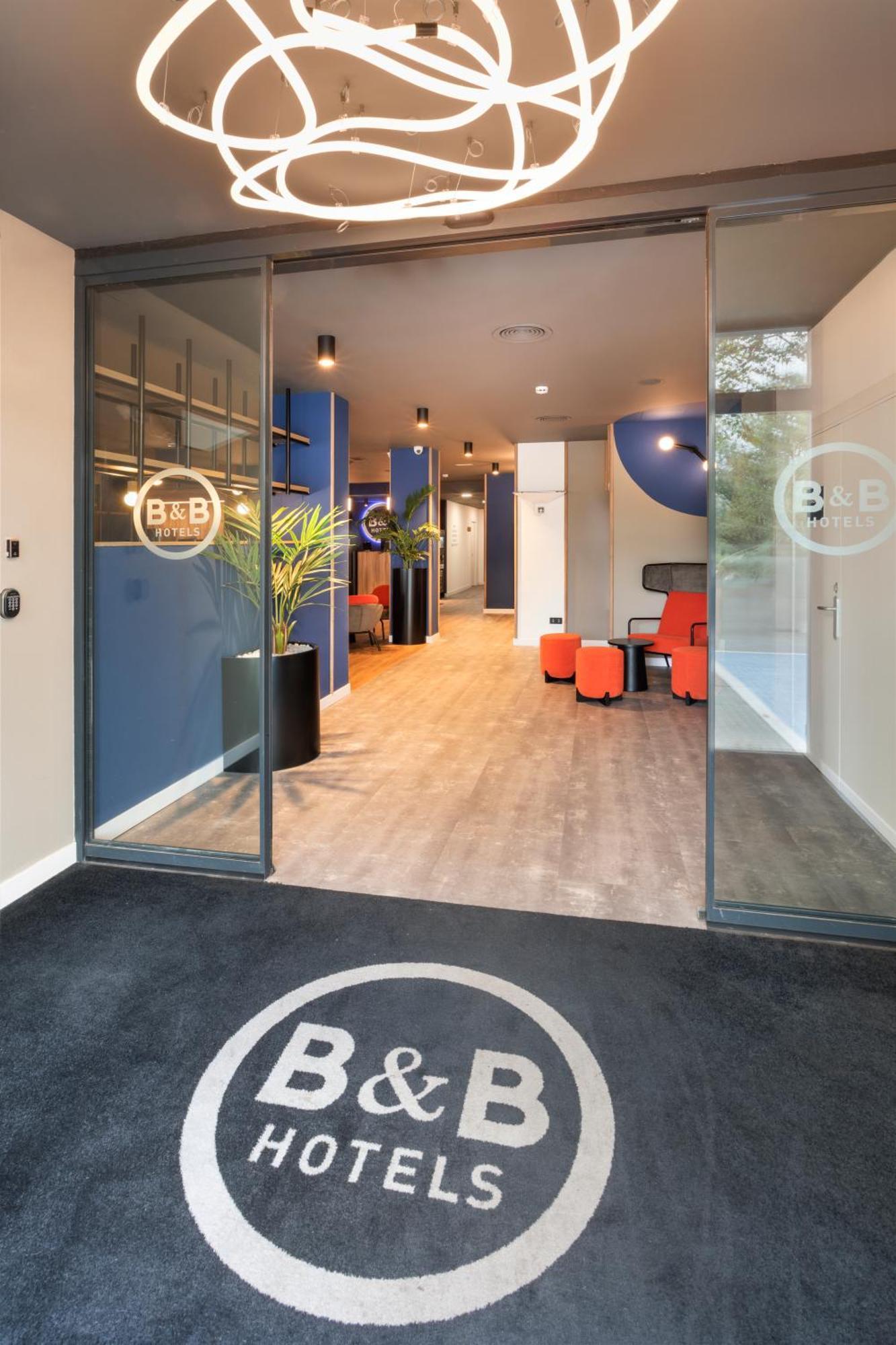 B&B Hotel Barcelona รูบี ภายนอก รูปภาพ