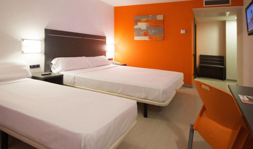 B&B Hotel Barcelona รูบี ภายนอก รูปภาพ