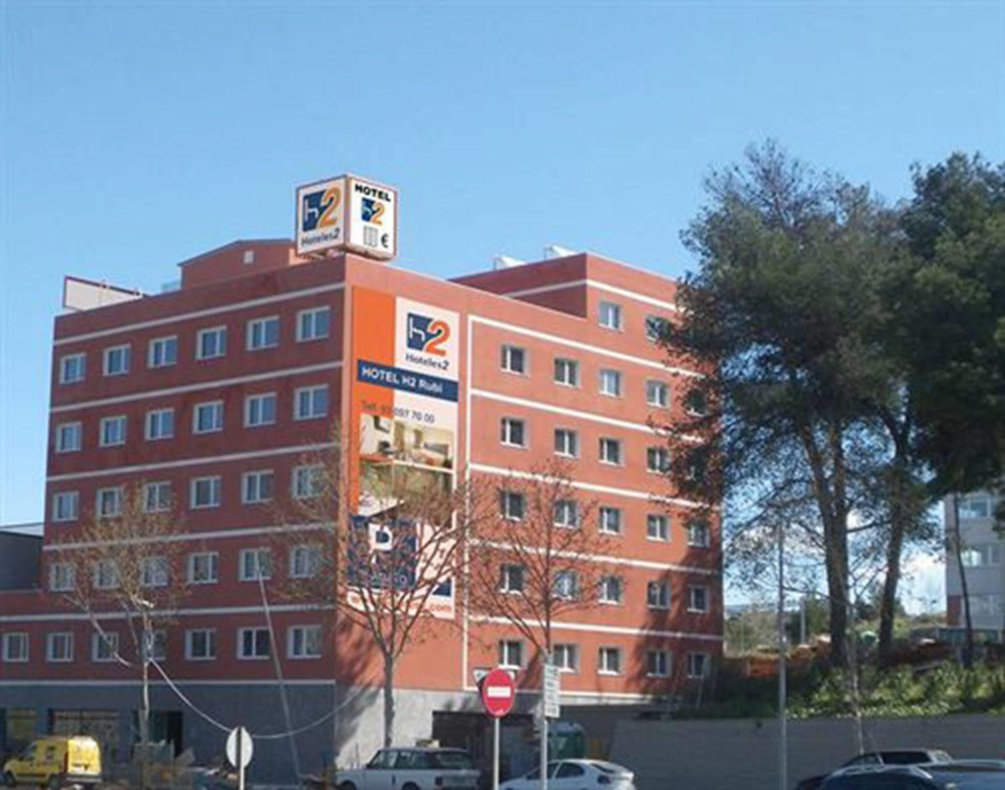 B&B Hotel Barcelona รูบี ภายนอก รูปภาพ