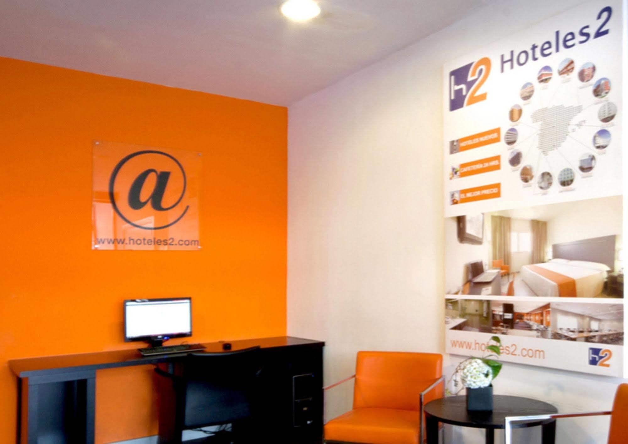 B&B Hotel Barcelona รูบี ภายนอก รูปภาพ
