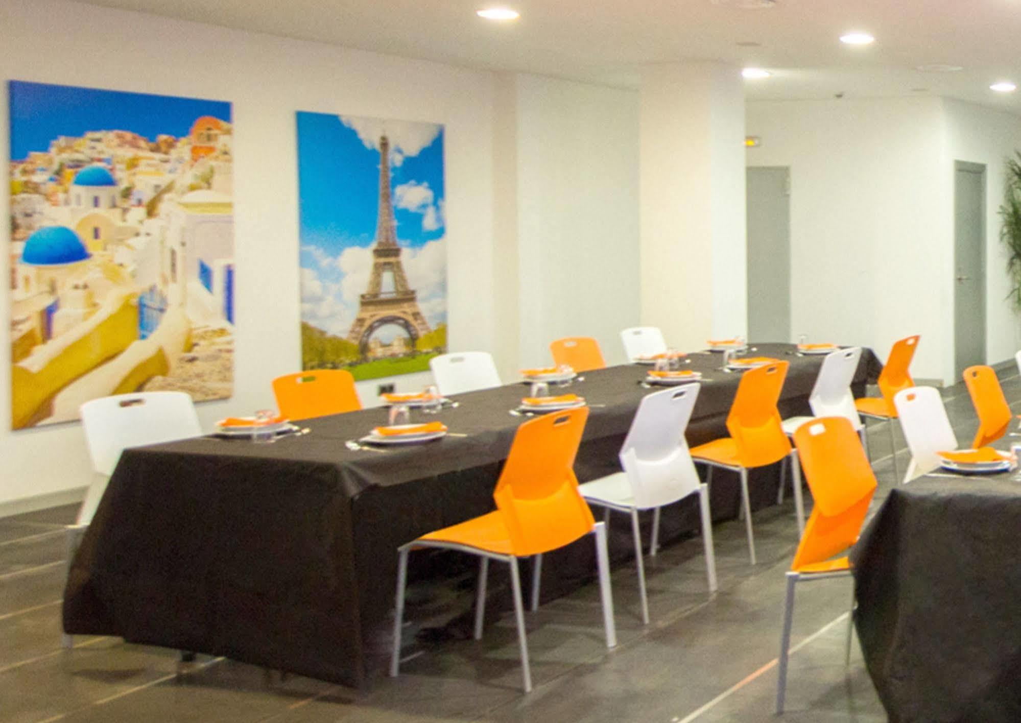 B&B Hotel Barcelona รูบี ภายนอก รูปภาพ