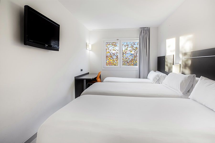 B&B Hotel Barcelona รูบี ภายนอก รูปภาพ
